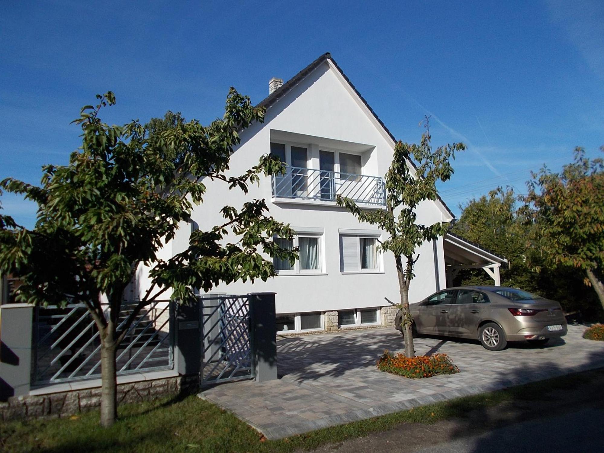 Sub Rosa Two-Bedroom Apartment Balatonfenyves Esterno foto