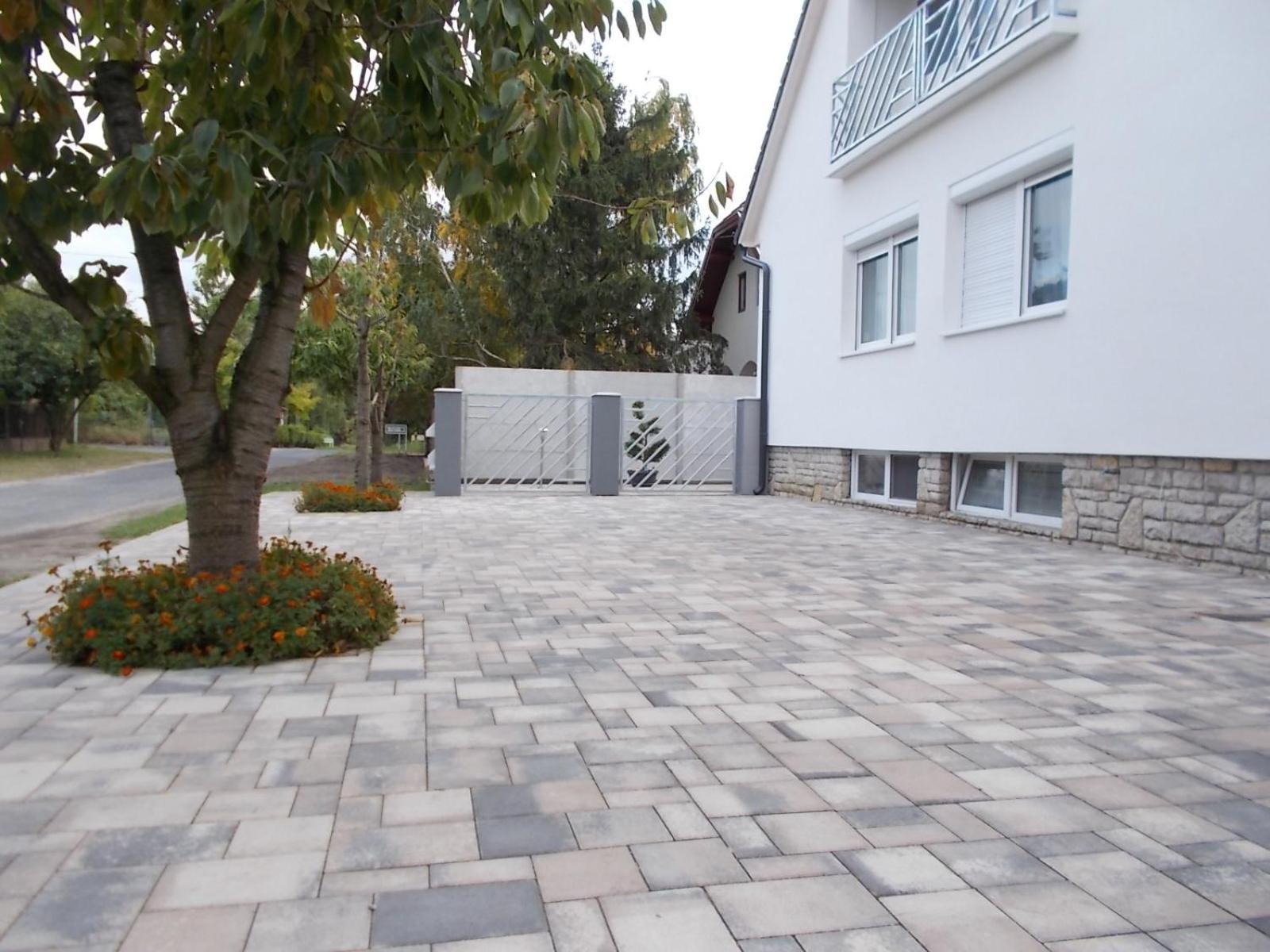 Sub Rosa Two-Bedroom Apartment Balatonfenyves Esterno foto